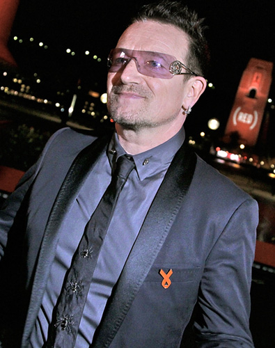 O l der do U2 fez reserva em certa pousada do balne rio baiano Bono deve 